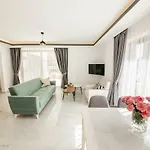 מלון דירות Cedrus 4*